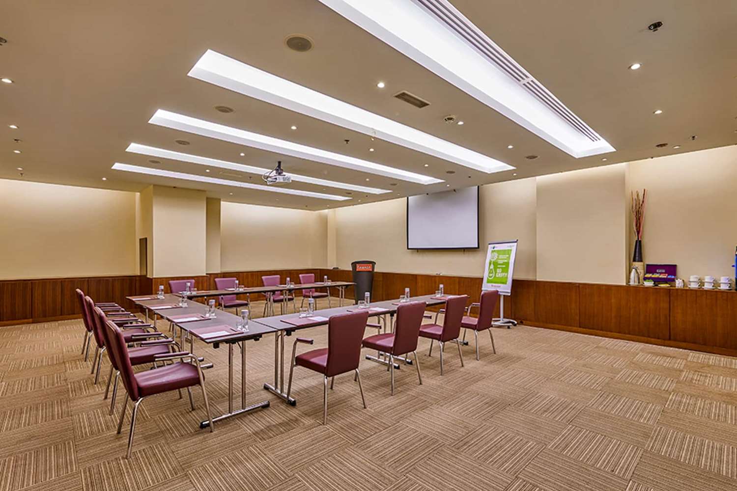 Ramada Hotel & Suites by Wyndham Dubai JBR 32/43