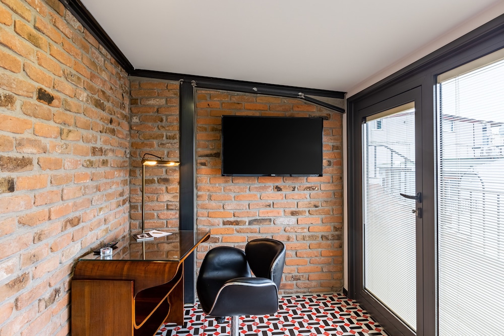 Villa Pera Suite Hotel 38/81