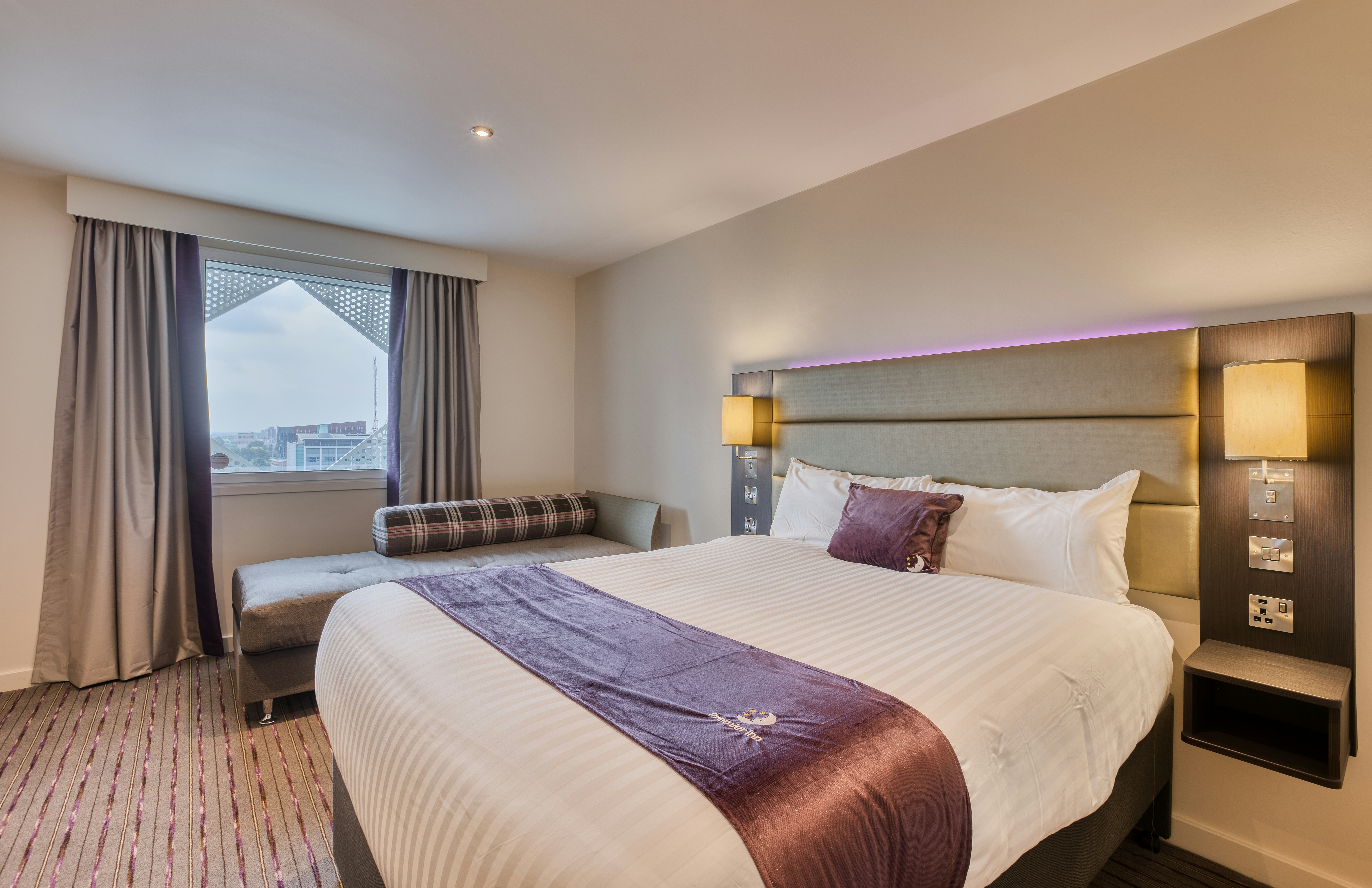 Premier Inn Manchester City Centre (Princess Street) 14/34