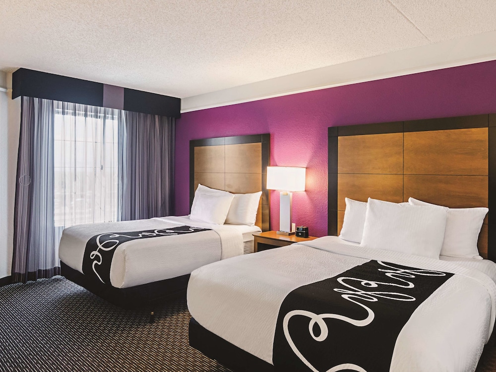 La Quinta Inn & Suites by Wyndham Denver Tech Center 17/52
