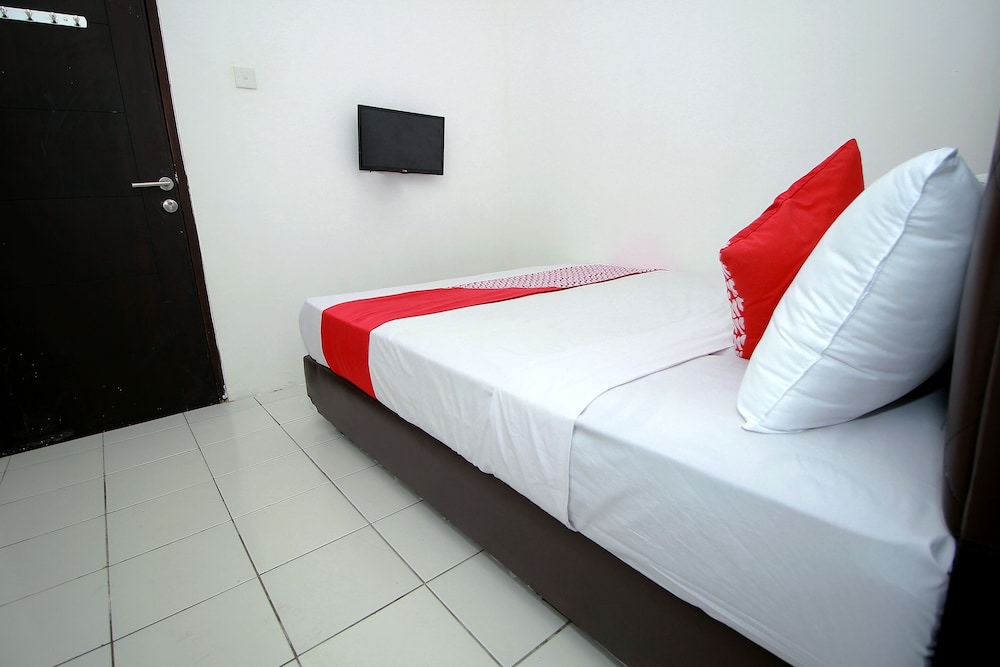 غرفة قياسية بسرير مزدوج، OYO 1678 Jati Exclusive Homestay 9/10