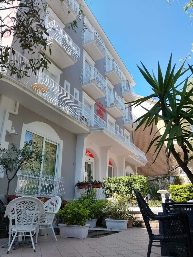 Hotel Corallo Garni 3/45