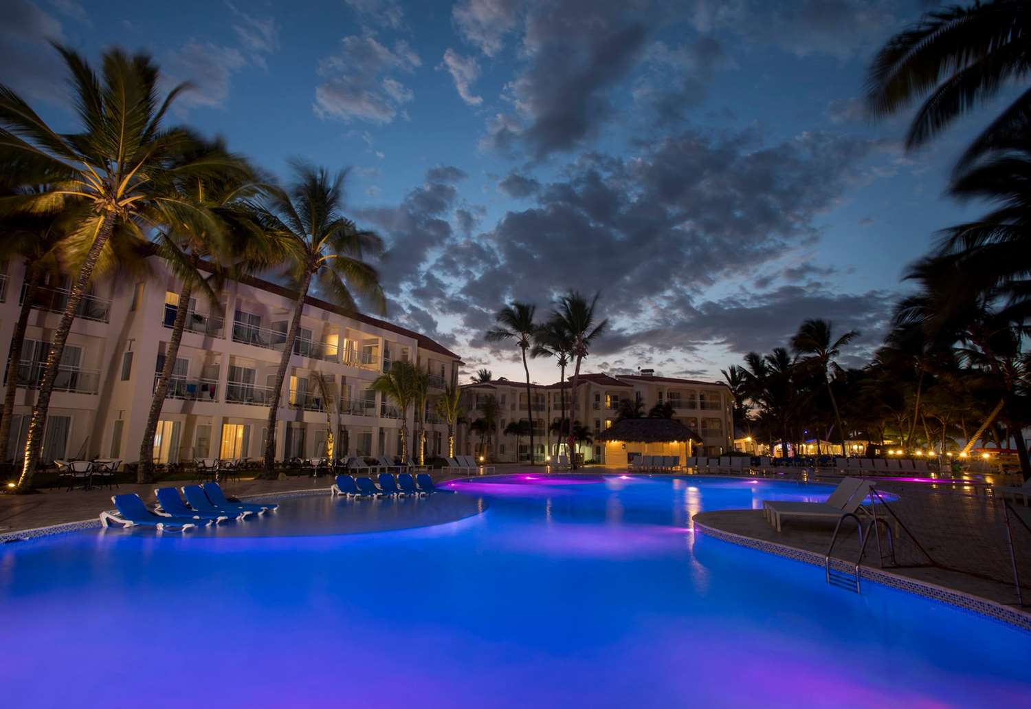 Viva Tangerine by Wyndham, A Trademark All Inclusive 40/41