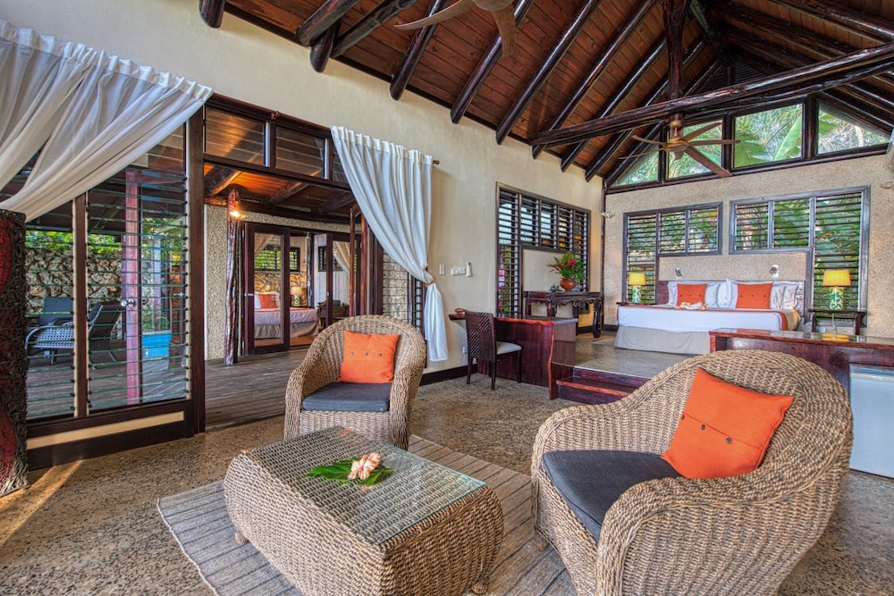 Savasi Island Resort 40/56