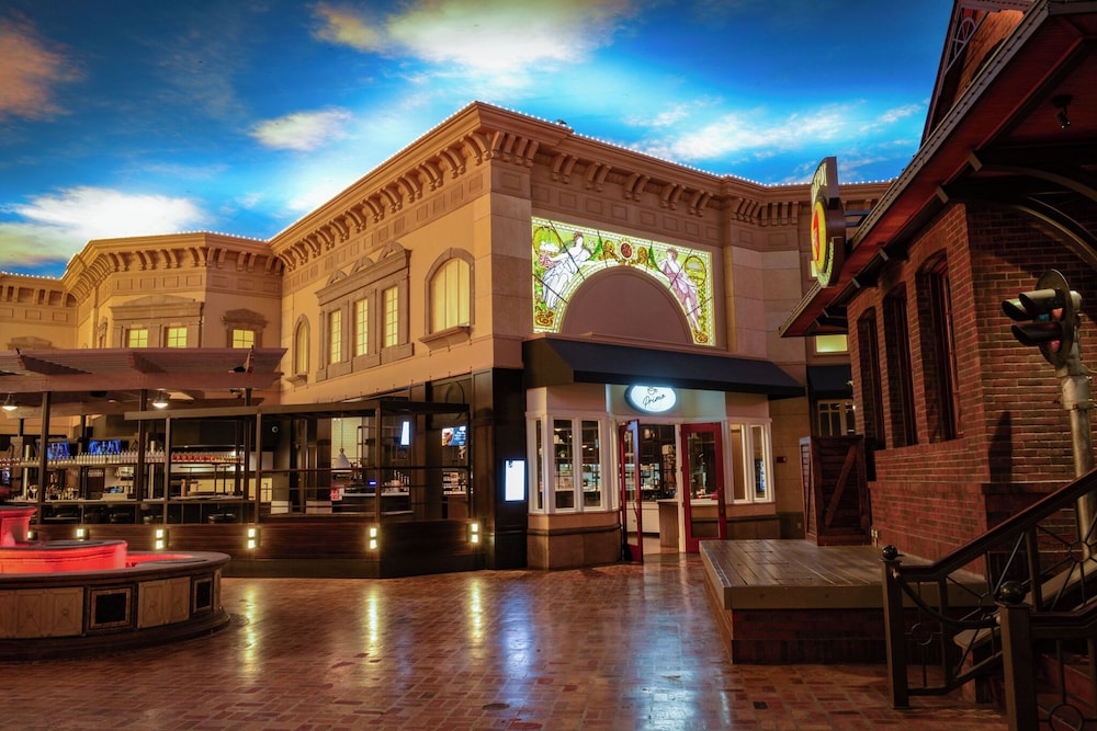 Ameristar Casino Hotel Kansas City 47/48