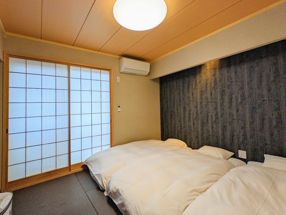 Karasuma Rokujo Hotel 15/40