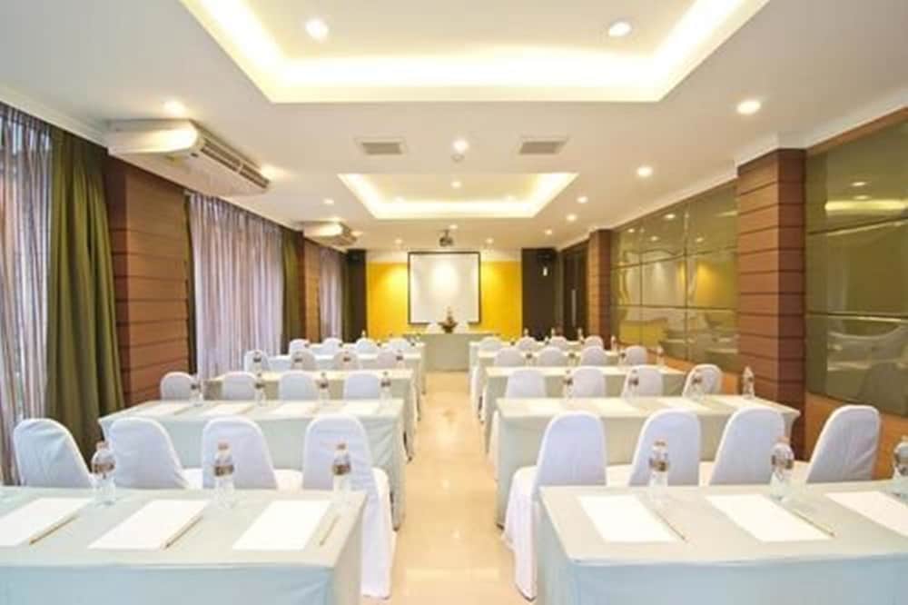 Golden Sea Pattaya 60/73