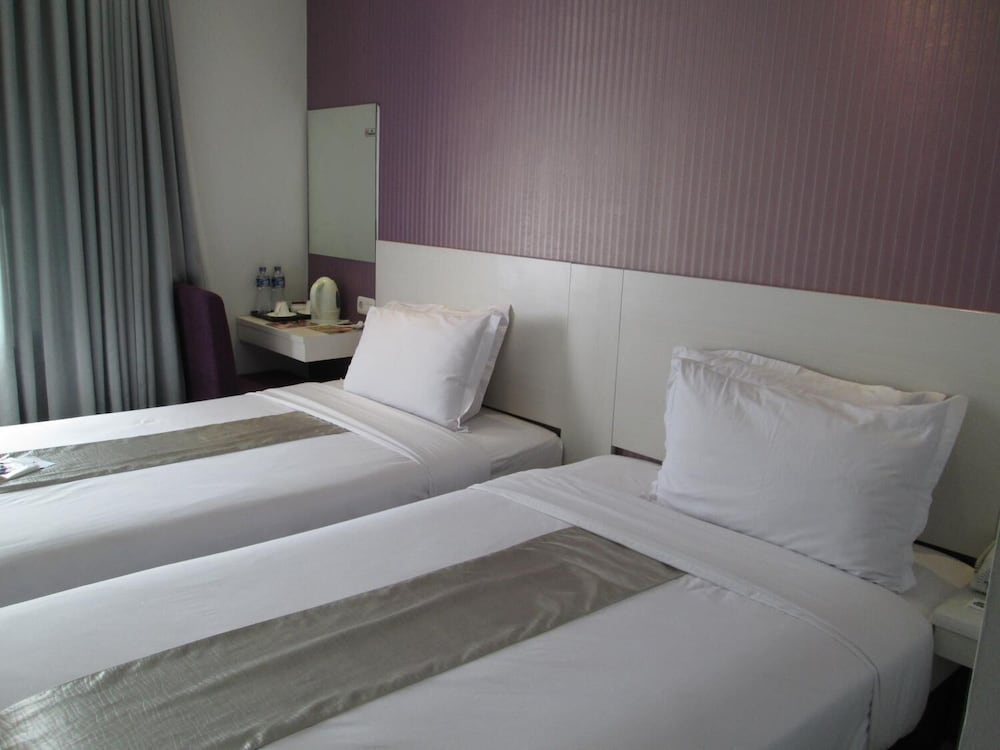 Vio Hotel Surapati Bandung 18/34