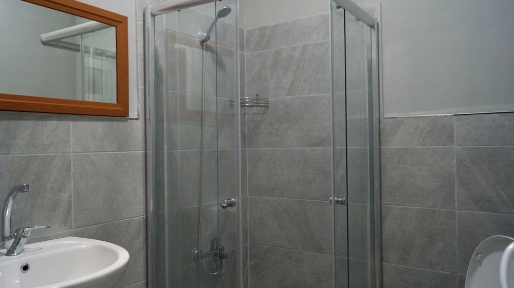 Windrose Hostel 41/47