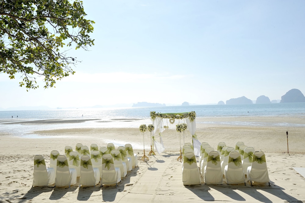 Anyavee Tubkaek Beach Resort 70/75