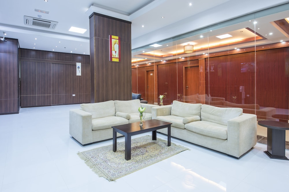 Royal Tulip Hotel 32/45