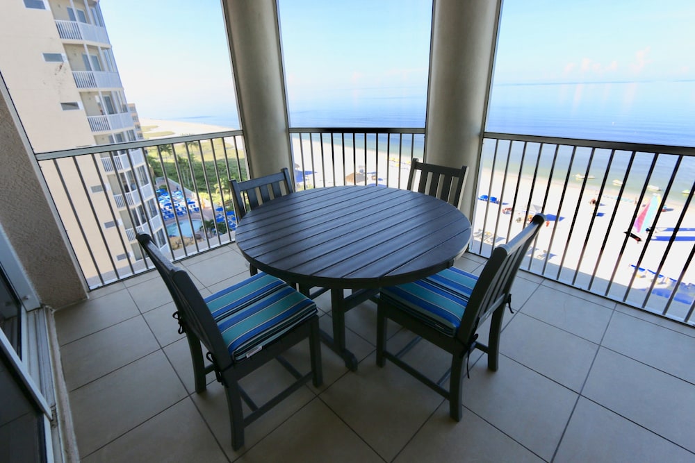 Pink Shell Beach Resort & Marina 37/40