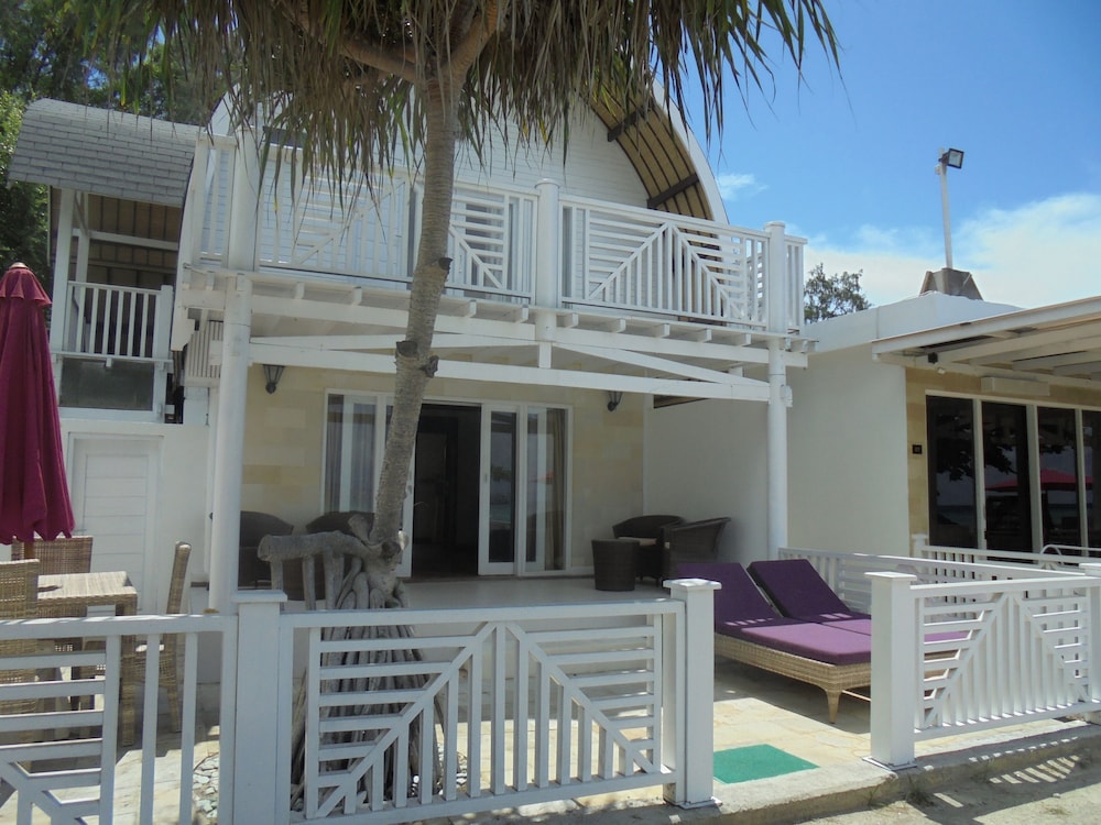 Meno Mojo Beach Resort 5/43