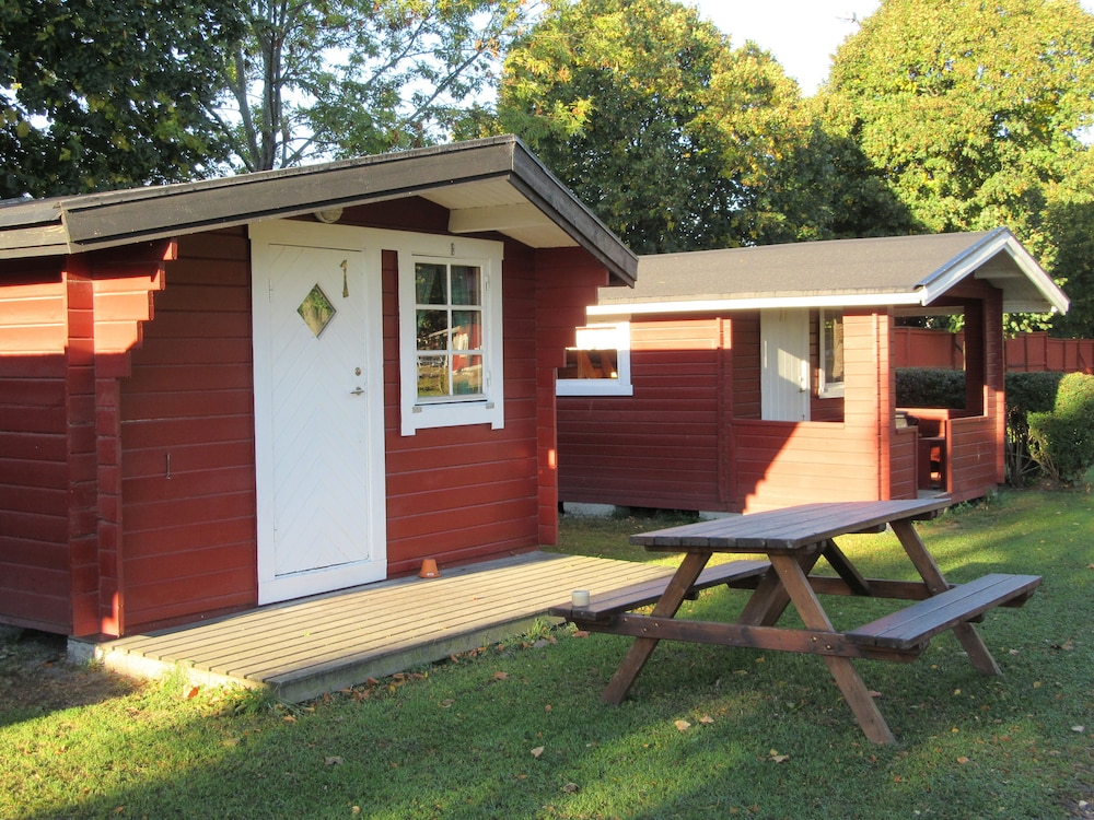 Korskullens Camping Stugor & Cafe 37/50