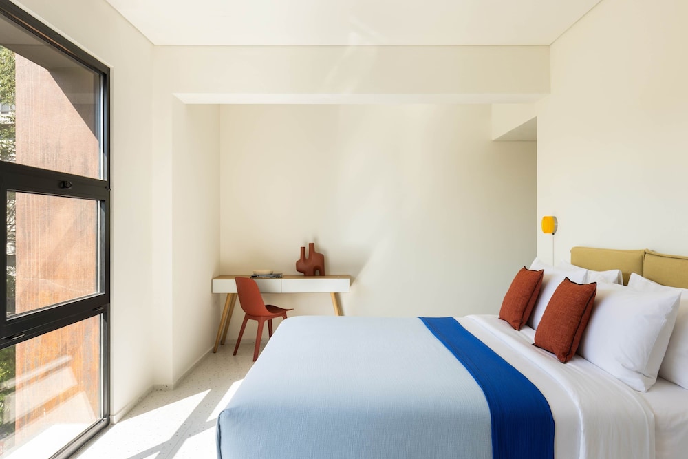 Room, King Bed