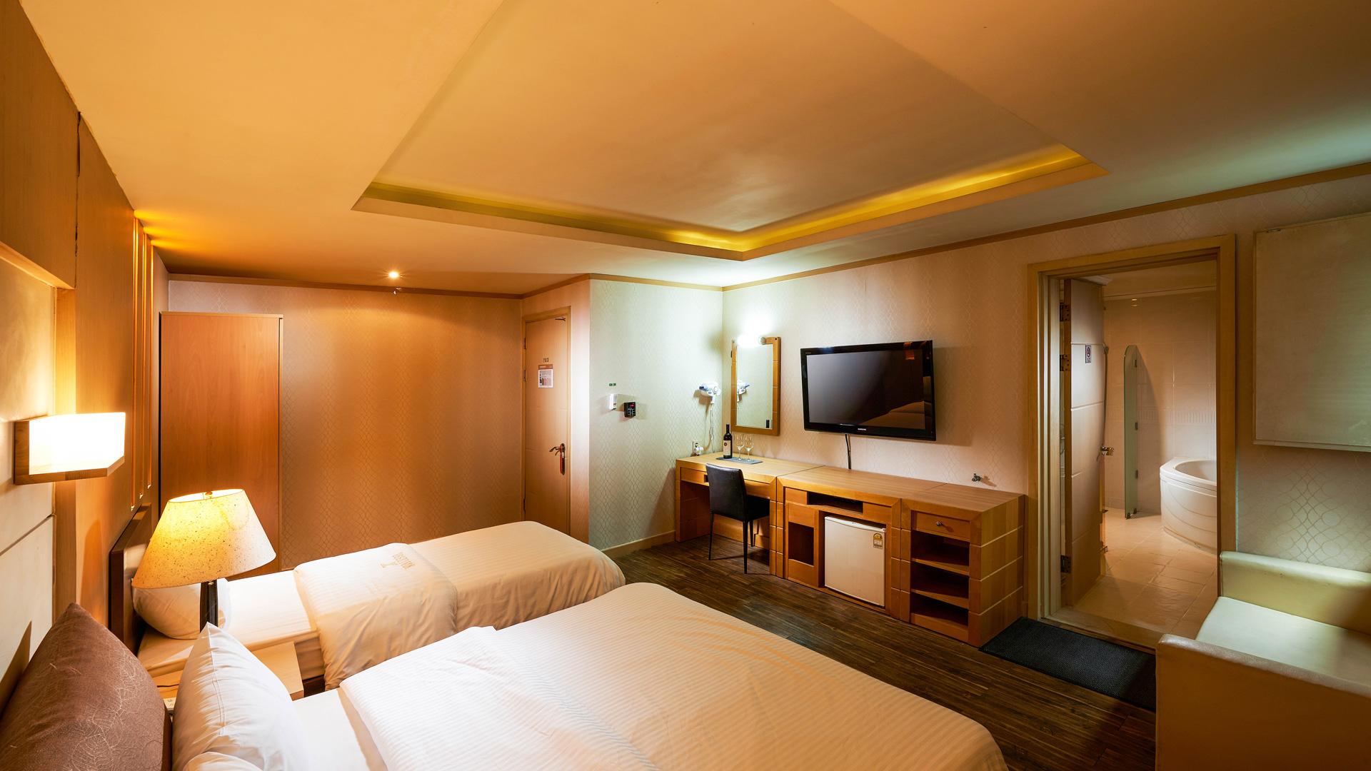 Plus, 1 Double and 1 Single Bed