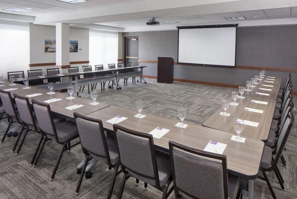 Hyatt Place Atlanta Arpt North 65/71