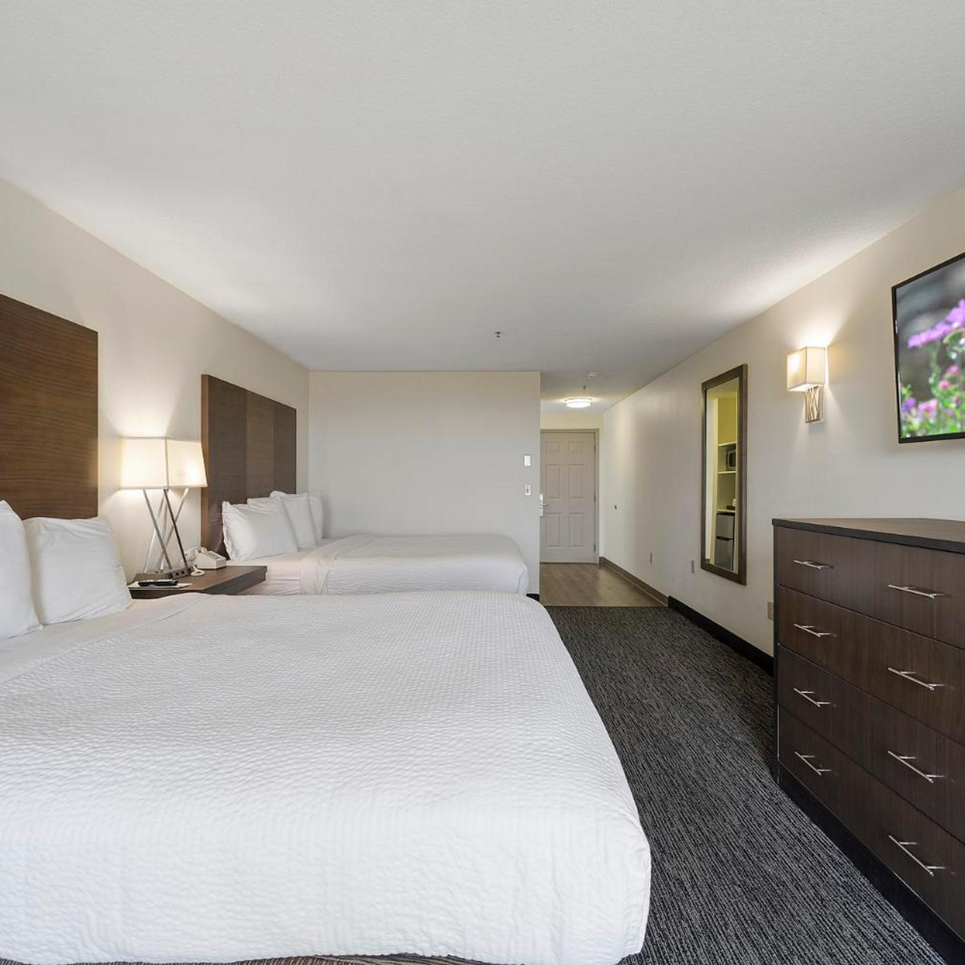Cedars Ocean View Inn 7/35