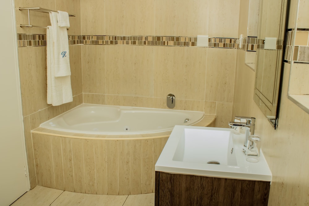 Heavenly Boutique Guesthouse 37/41