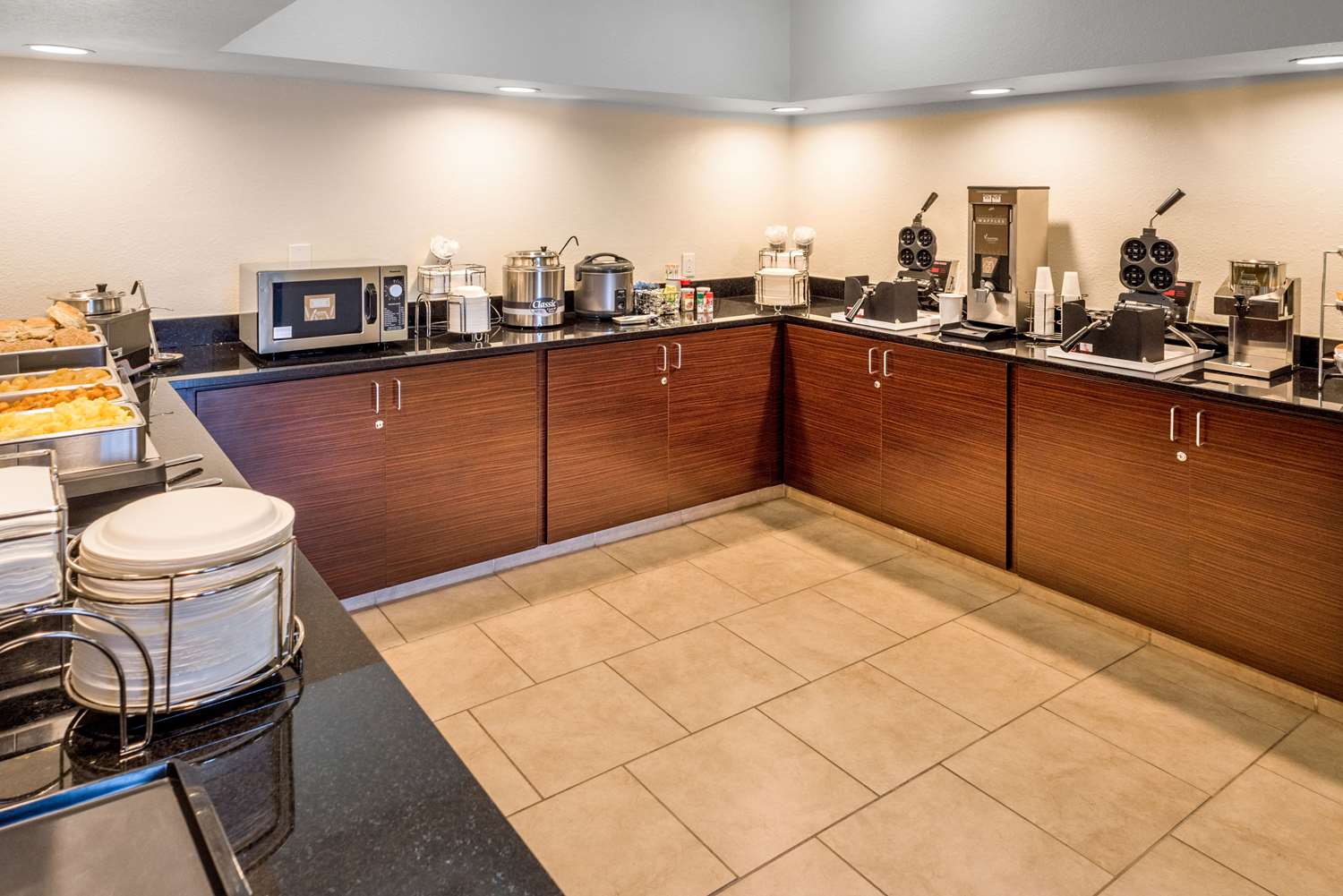 Sleep Inn & Suites Cross Lanes - South Charleston, WV 5/15