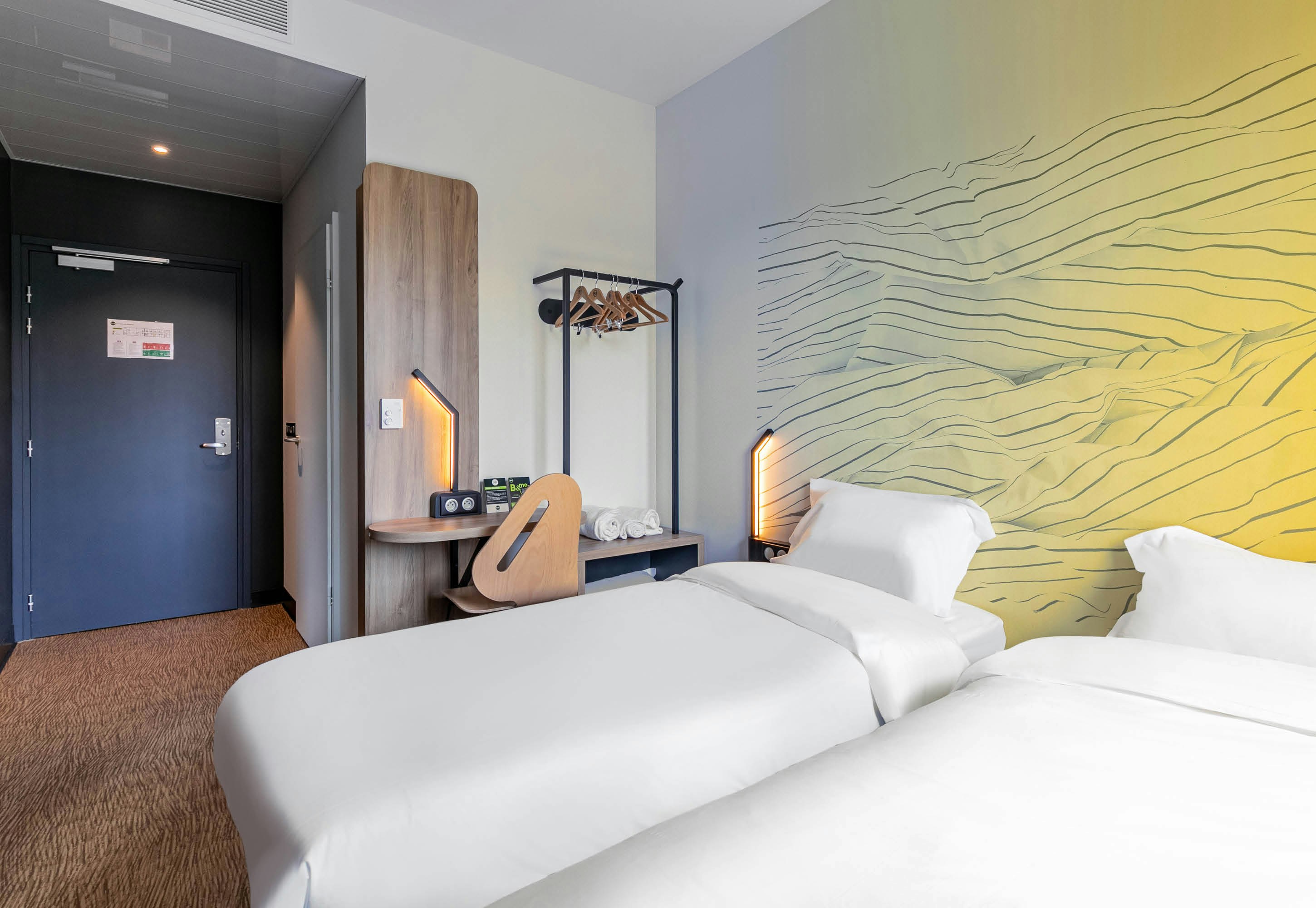B&B Hotel Mulhouse Bale Aeroport 15/35