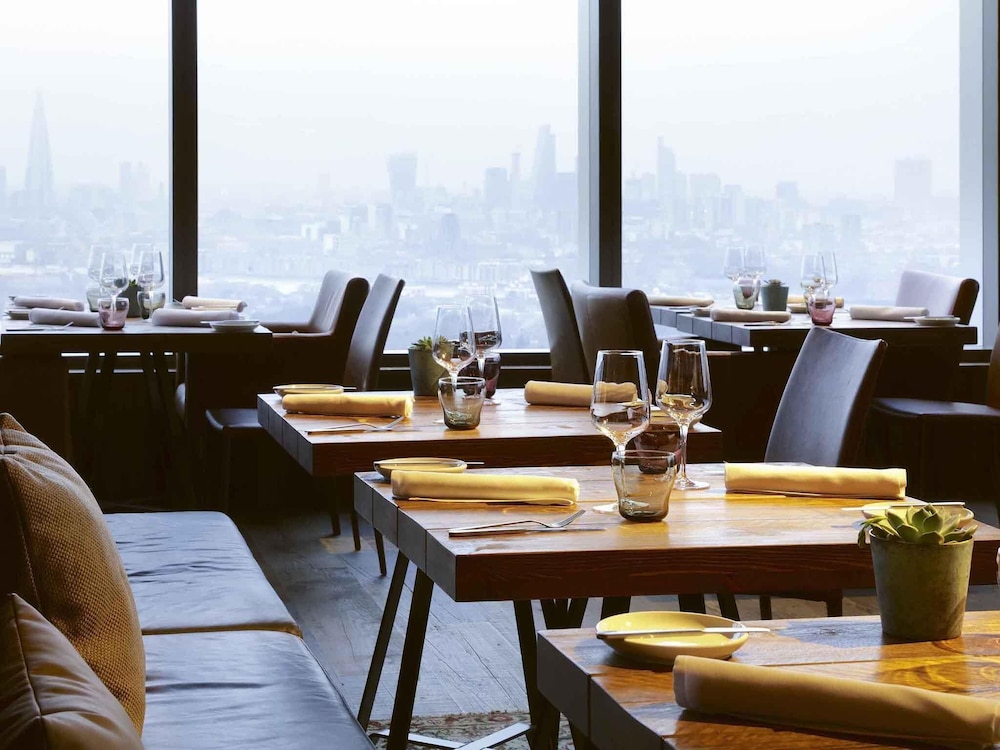 Novotel London Canary Wharf 66/79