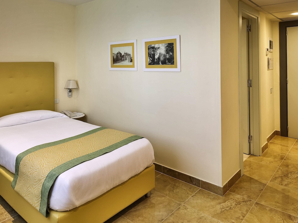Mercure Villa Romanazzi Carducci 28/76