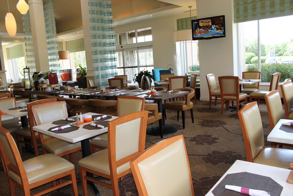Hilton Garden Inn Addison, IL 37/43