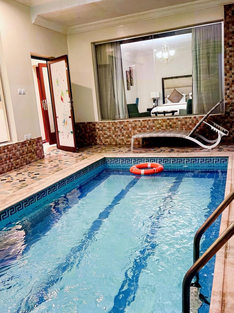 منتجع واحة ميرال الطائف(Meral Oasis Resort Taif) 38/74