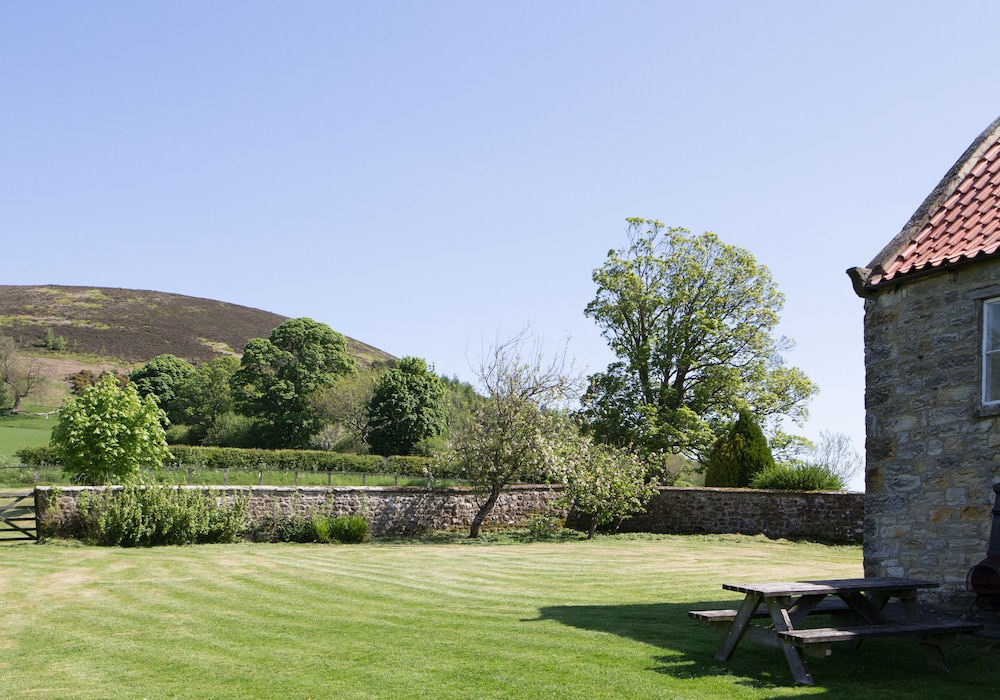 Easterside Farm Bed & Breakfast 40/50