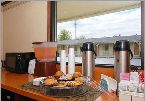 Americas Best Value Inn & Suites - Warren / Detroit 6/25