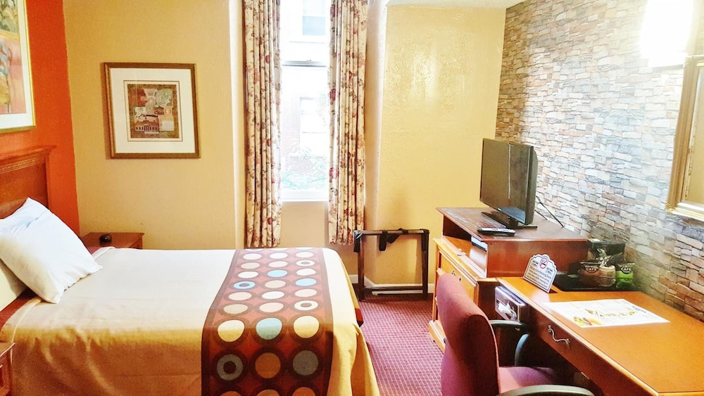 Midtown Inn 15/54