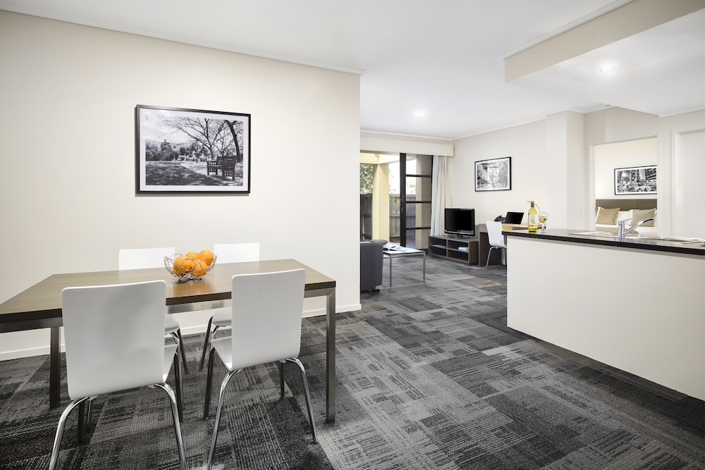 Quest Narre Warren 14/23