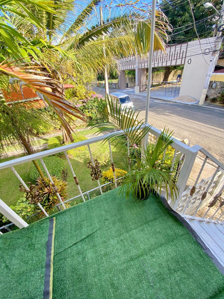 Dre Broeders rent apartments Juan Dolio 33/35