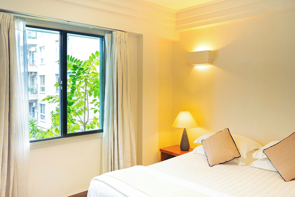 Saigon Apartments 32/72