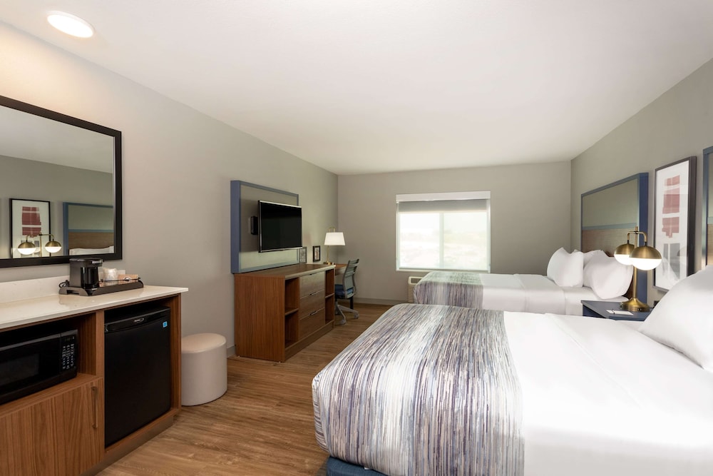 AmericInn by Wyndham San Angelo 12/28