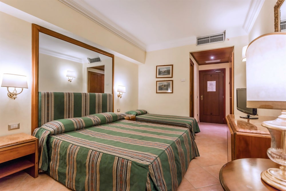 Raeli Hotel Archimede 13/44