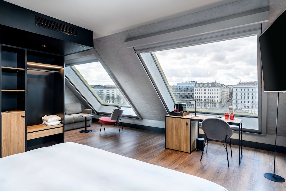 Radisson RED Vienna 44/69