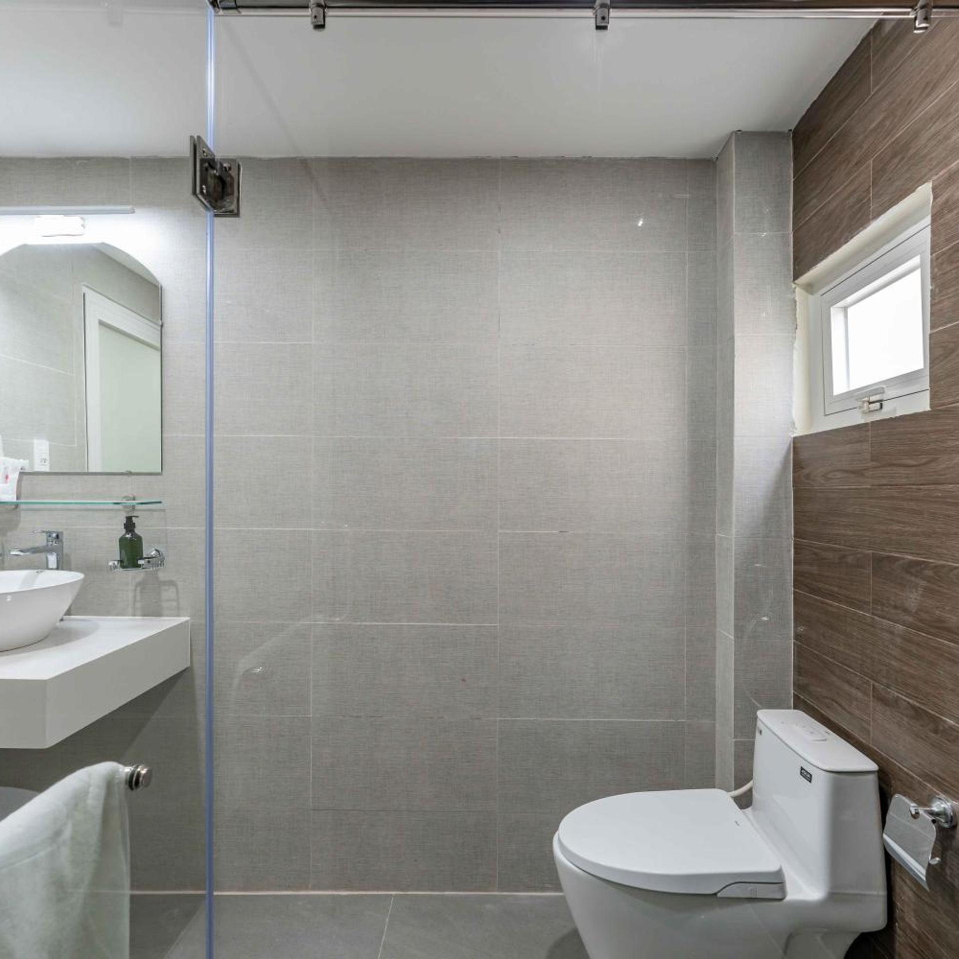 Edoya Hotel Dong Khoi 48/50