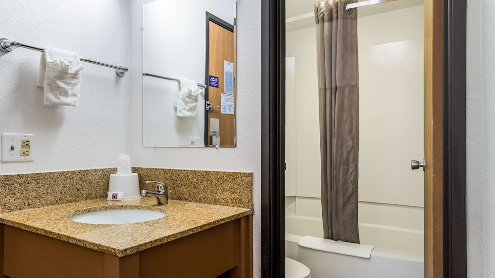 Motel6 Elk Grove Village, IL 42/44