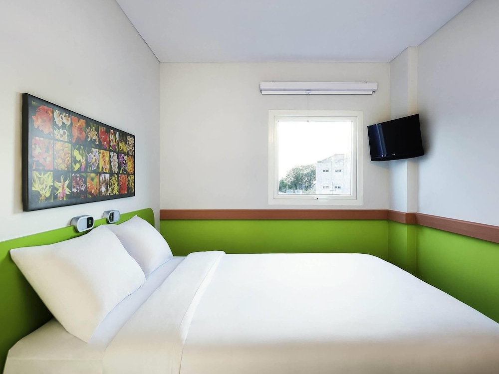 Ibis Budget Semarang Tendean 21/54