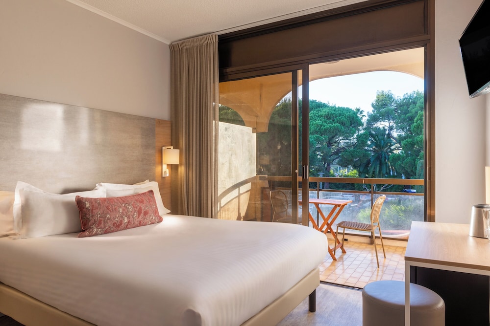 Bahia Hotel 19/50