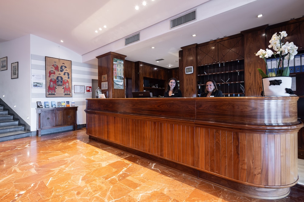 lobby