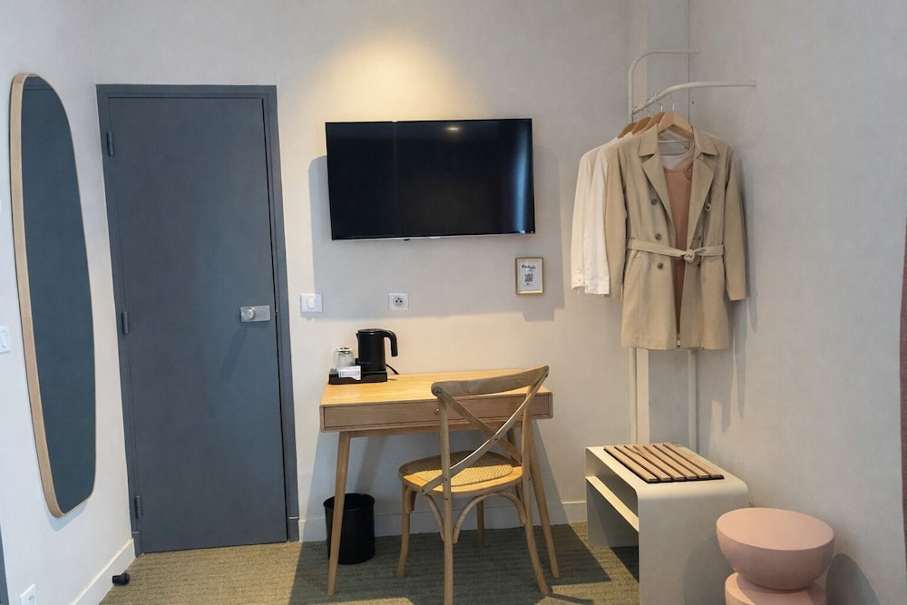 Acropolis Hotel Paris Boulogne 60/65