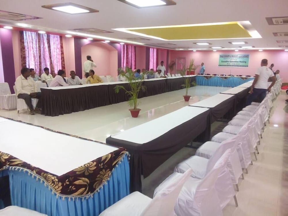 Hotel Ashoka Residency 5/36
