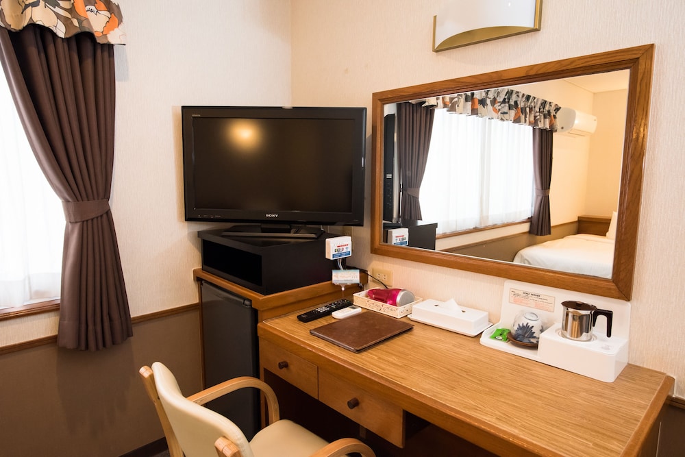 Crown Hotel Okinawa 53/75