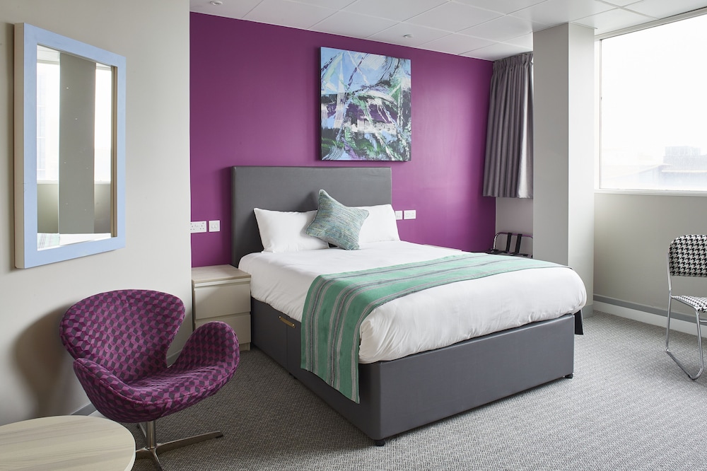 Cardiff Bute Terrace Hotel 18/44