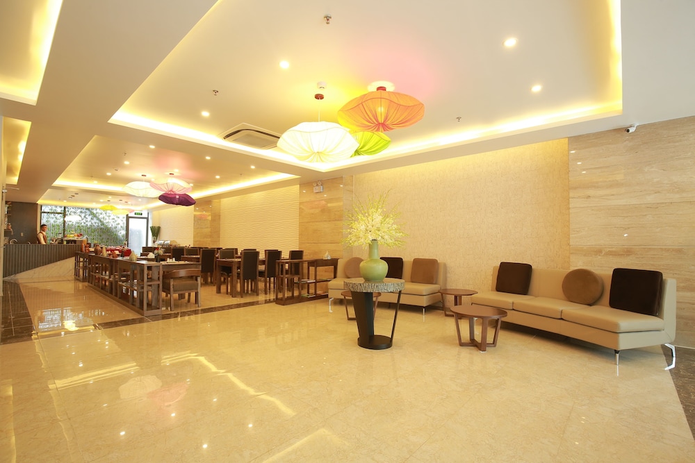 Inearth Hotel Hanoi (Ex. Poonsa Hanoi Hotel) 10/66