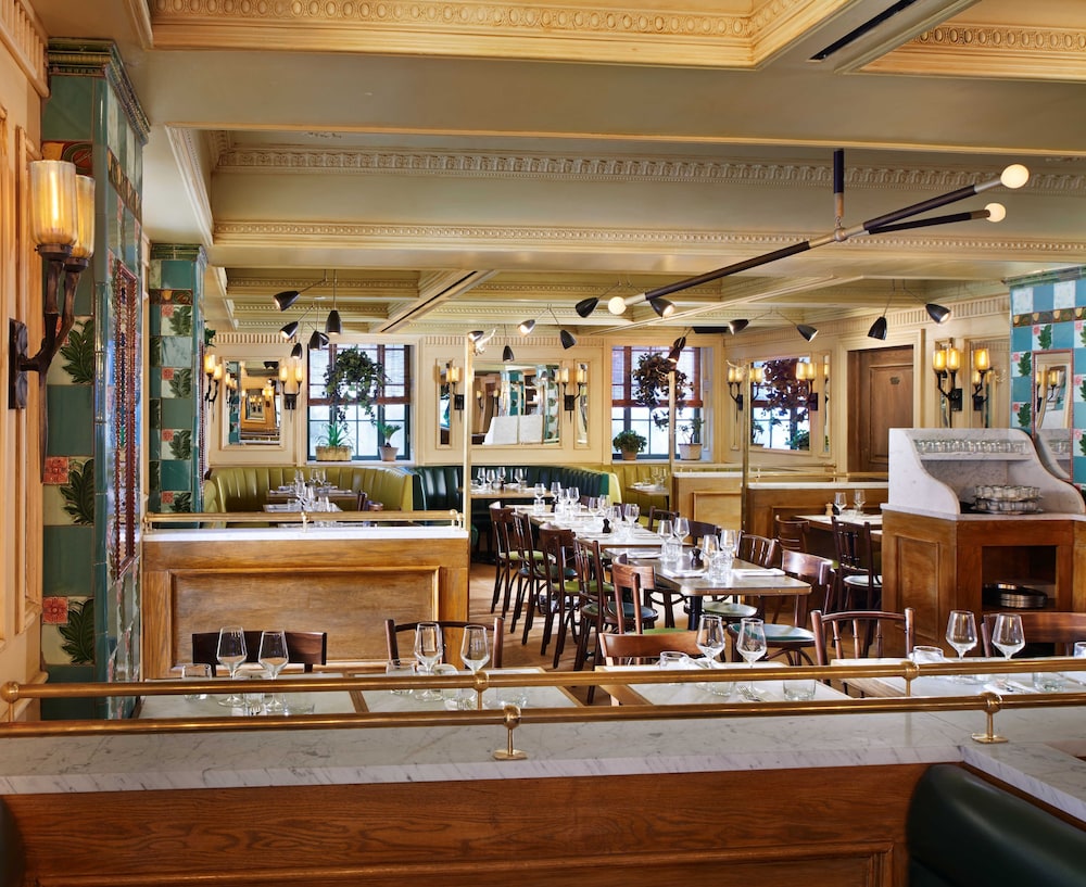 The Marlton Hotel 27/31