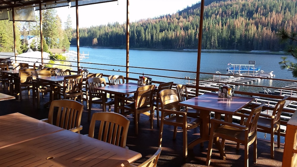 The Pines Resort 36/47